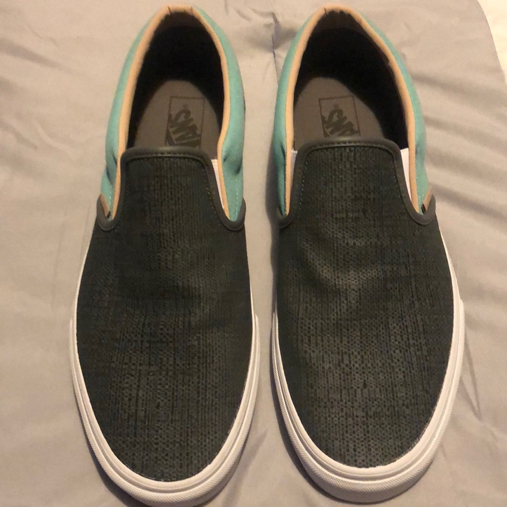 Vans slides